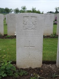 Peronne Road Cemetery Maricourt - Nicholl, Gilbert Thompson