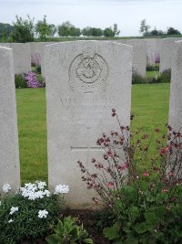 Peronne Road Cemetery Maricourt - Onions, J W