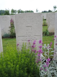 Peronne Road Cemetery Maricourt - Painter, C W