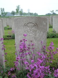 Peronne Road Cemetery Maricourt - Perry, G