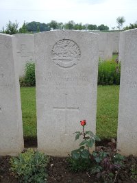 Peronne Road Cemetery Maricourt - Pettifer, G