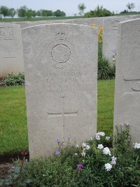 Peronne Road Cemetery Maricourt - Plume, John Robert