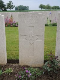 Peronne Road Cemetery Maricourt - Prentice, J