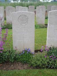 Peronne Road Cemetery Maricourt - Randles, G P