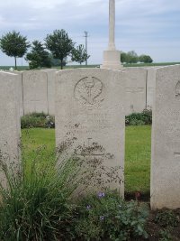 Peronne Road Cemetery Maricourt - Randles, W
