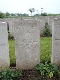 Peronne Road Cemetery Maricourt - Roper, H A