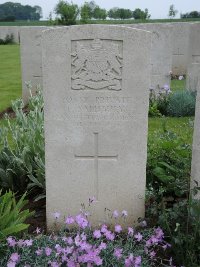 Peronne Road Cemetery Maricourt - Salisbury, F