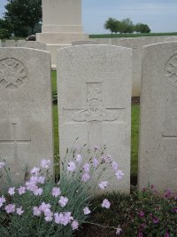 Peronne Road Cemetery Maricourt - Samwell, Sidney Alfred