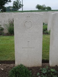 Peronne Road Cemetery Maricourt - Sellars, R