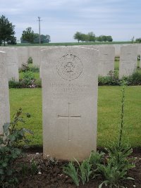 Peronne Road Cemetery Maricourt - Sheldon, C