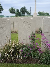 Peronne Road Cemetery Maricourt - Shone, E E