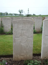 Peronne Road Cemetery Maricourt - Short, Charles George