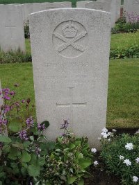 Peronne Road Cemetery Maricourt - Sim, A