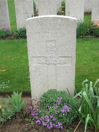 Peronne Road Cemetery Maricourt - Smith, W