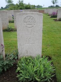 Peronne Road Cemetery Maricourt - Spicer, E A