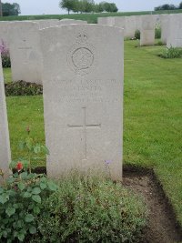 Peronne Road Cemetery Maricourt - Stanley, George