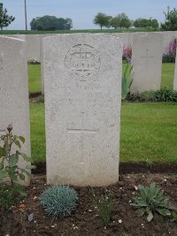 Peronne Road Cemetery Maricourt - Starks, Arthur Edward