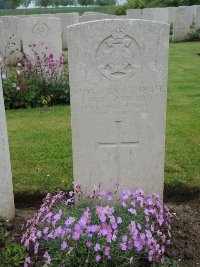 Peronne Road Cemetery Maricourt - Tarr, W R
