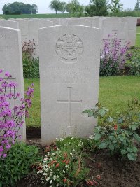 Peronne Road Cemetery Maricourt - Todd, H