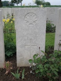 Peronne Road Cemetery Maricourt - Toplis, L