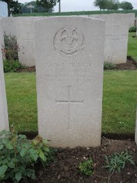 Peronne Road Cemetery Maricourt - Treadwell, A
