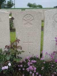 Peronne Road Cemetery Maricourt - Tullock, W