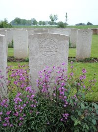 Peronne Road Cemetery Maricourt - Tutton, Francis James