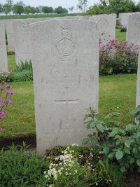 Peronne Road Cemetery Maricourt - Williams, E