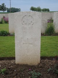 Peronne Road Cemetery Maricourt - Willis, E R