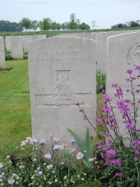 Peronne Road Cemetery Maricourt - Woods, R S