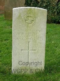 Aylesbury Cemetery - Cousins, C H
