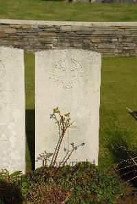 Pond Farm Cemetery - Conquer, Robert