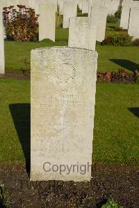 Pond Farm Cemetery - Devenish, Henry