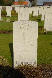 Pond Farm Cemetery - Finn, W