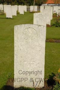 Pond Farm Cemetery - Hewitt, Victor John Robert