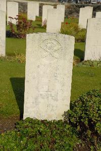 Pond Farm Cemetery - Kemp, Sidney John