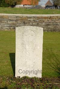 Pond Farm Cemetery - McIlroy, William