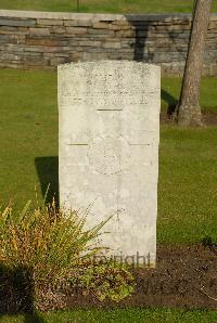 Pond Farm Cemetery - Peel, Geoffrey