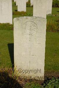 Pond Farm Cemetery - Perriman, Hugh