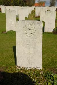 Pond Farm Cemetery - Perry, Henry John