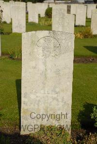 Pond Farm Cemetery - Snelling, C H