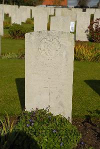 Pond Farm Cemetery - Windsor, Harry