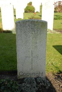 Pond Farm Cemetery - Woods, S H