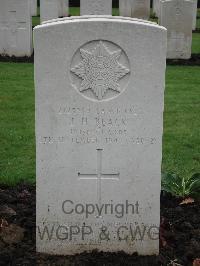 Brussels Town Cemetery - Black, James Henry