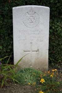 St. Hilaire Cemetery Frevent - Borrett, J S