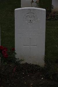 Englebelmer Communal Cemetery Extension - Boswell, W