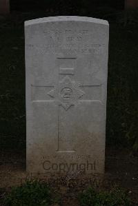 Englebelmer Communal Cemetery Extension - Bray, Albert Charles