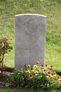 Maroeuil British Cemetery - Bell, R