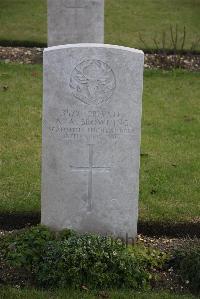 Maroeuil British Cemetery - Browning, A A