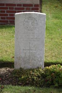 Maroeuil British Cemetery - Bruce, James